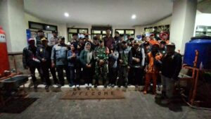 Koramil 05/Kramatjati-Makasar Gelar Patroli/Siskamling Keliling Antisipasi Gangguan Kamtibmas