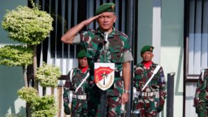 Kasdim 0507/Bekasi Pimpin Upacara 17 dan Apel Pemberangkatan Cuti Lebaran, Tekankan Faktor Keamanan Selama Perjalanan
