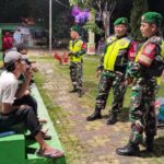 Patroli Malam Intensif, Koramil 03/Teluk Pucung Antisipasi Kejahatan Jelang Idul Fitri