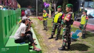 Patroli Malam Intensif, Koramil 03/Teluk Pucung Antisipasi Kejahatan Jelang Idul Fitri