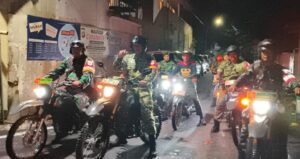 Patroli Malam Koramil Kramatjati–Makasar Perkuat Keamanan, Warga Mudik Lebih Tenang