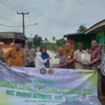 Pegadaian Hadir Membantu Korban Banjir di Muara Gembong