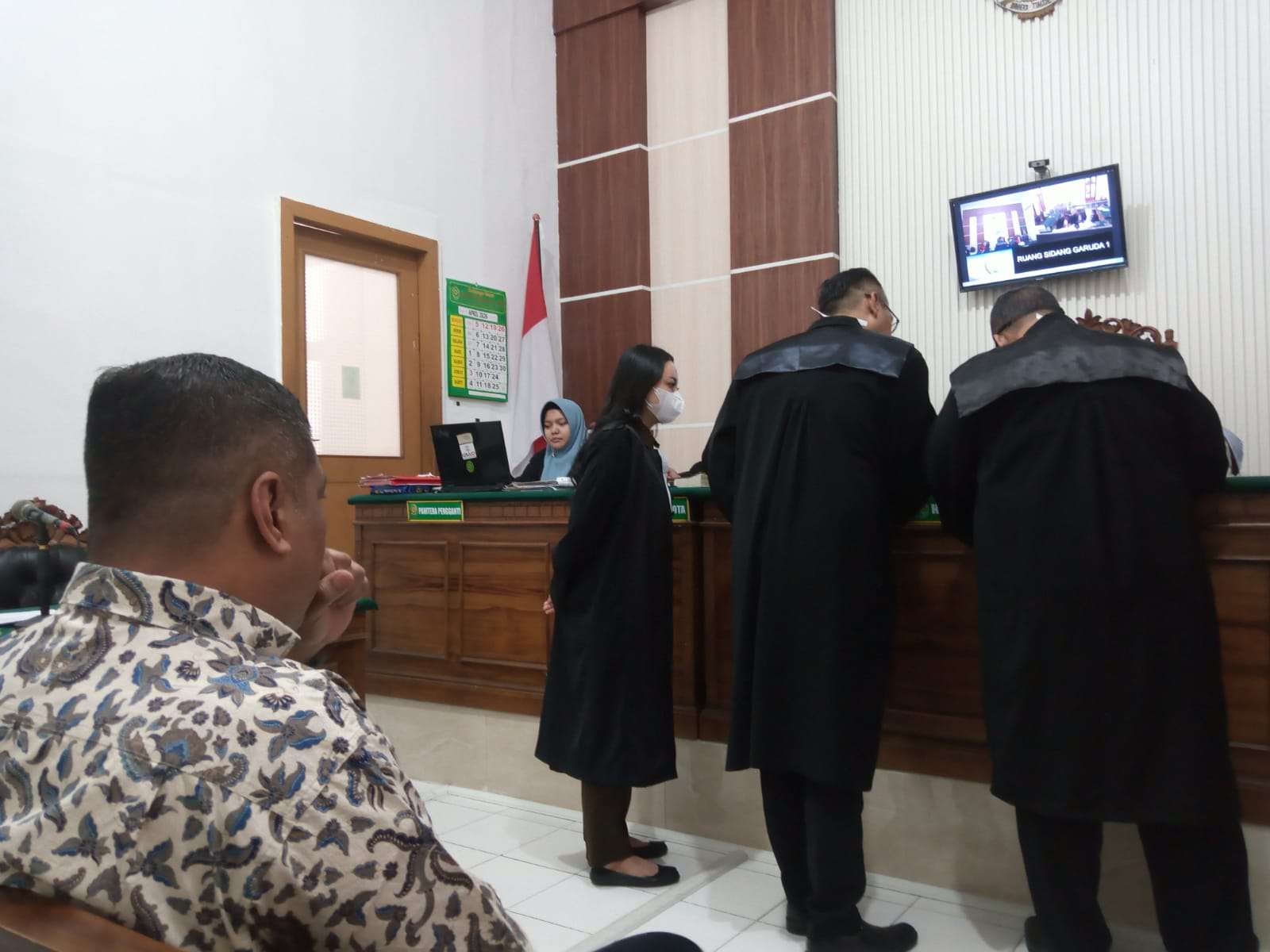 Foto: Suasana sidang kasus penjualan kapal di Pengadilan Negeri Surabaya dengan agenda pembacaan eksepsi kuasa hukum terdakwa