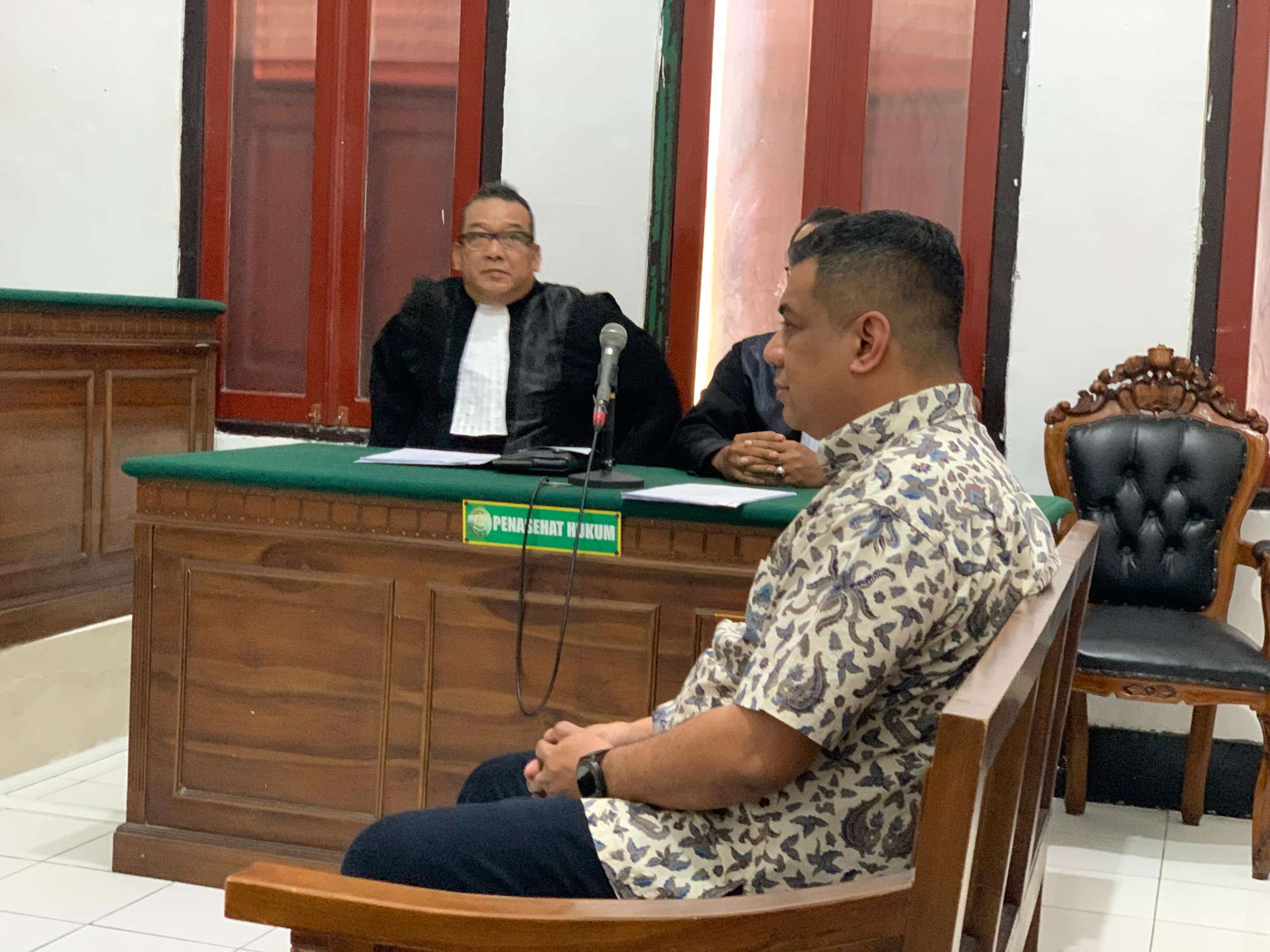 Foto: Sidang Mochamad Wildan di Pengadilan Negeri Surabaya tanpa penahanan terdakwa