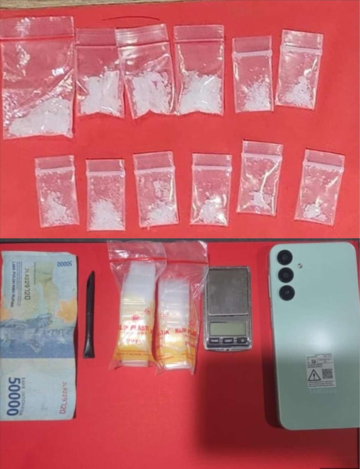 Foto: Polres Pelabuhan Tanjung Perak mengamankan barang bukti sabu dan timbangan serta Handphone dari pengungkapan peredaran narkoba di Wonokusumo Surabaya