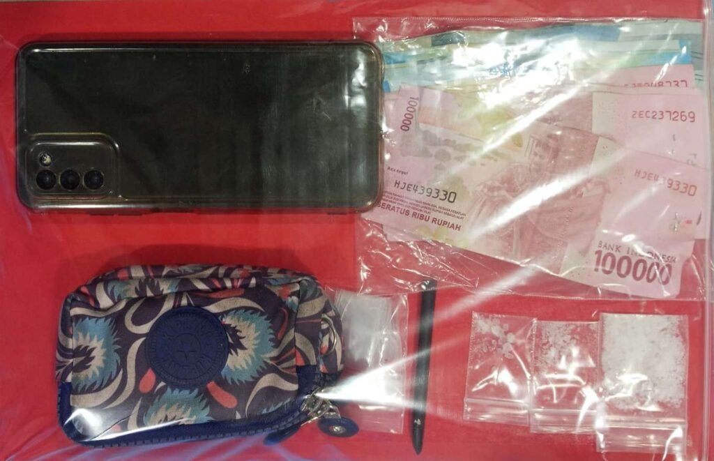 Pengedar Sabu Surabaya Ditangkap di Hangtuah, Polisi Sita 4,02 Gram Sabu