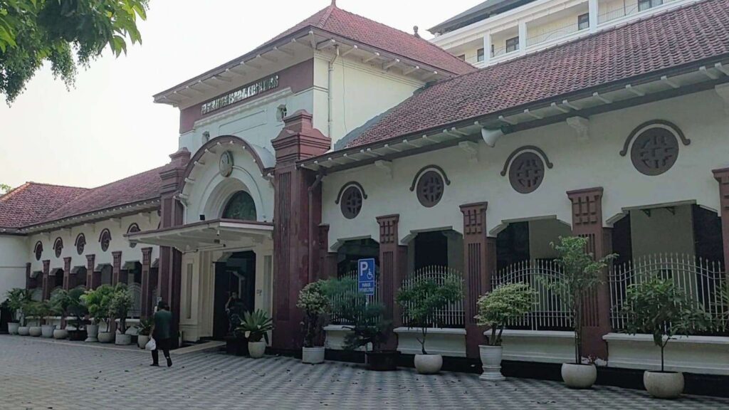 Utang Berujung Penganiayaan, PN Surabaya Vonis 5 Bulan Penjara Terdakwa Suci Setiawati 