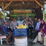 Polisi dan Petani Panen Raya Jagung di Kenjeran, 1,8 Ton Habis Diserap Warga