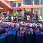 Polres Probolinggo Bongkar Penimbunan Pertalite, 7 Tersangka Diamankan