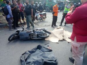 Polisi Selidiki Kecelakaan Margomulyo Surabaya, Pemotor Tewas Misterius