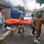 Penemuan Jenazah Perempuan Membusuk di Tambaksari, Dievakuasi ke RSUD Dr Soetomo