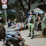 Koramil 07/Cipayung dan Warga Gelar Patroli Perkuat Keamanan Cegah Tawuran