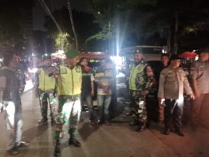 Sinergi Koramil 03/Teluk Pucung dan Polri Patroli Wilayah, Tekankan Kamtibmas kepada Warga