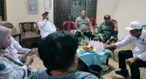 Jaga Wilayah Tetap Aman dan Kondusif, Koramil 08/Duren Sawit Gelar Patroli/Siskamling Bersama Komduk
