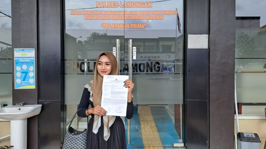 Diduga Cemarkan Nama Baik Lewat Medsos, Wanita Asal Kembangbahu Lapor Polisi