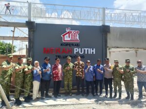 Kaster TNI Letjen TNI Bambang Trisnohadi Tinjau Progres Pembangunan KDKMP di Wilayah Kodim 0507/Bekasi