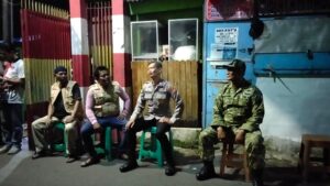 Patroli Malam Terpadu di Pulogadung : Sinergi TNI, Polri, dan Warga Jaga Lingkungan Tetap Aman