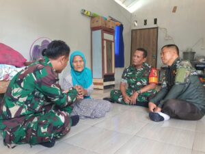 Niat Haji Berujung Duka, Babinsa Sukosewu Bantu Lansia Korban Penipuan