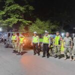 Koramil 05/Bantar Gebang Bersama Linmas dan Satpol PP, Perkuat Keamanan Lingkungan Keliling Rumah Ke Rumah