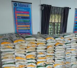 Bantuan Kesra Diduga Melenceng: Warga Teluk Dalam Curiga Ada “Orang Dekat” yang Diutamakan