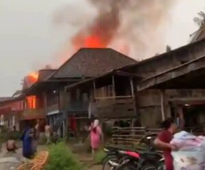 Api Mengamuk di Kertasari, Permukiman Warga Ludes Dilahap Si Jago Merah