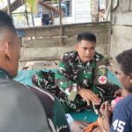 Senyum Bahagia Ibu Modesta Akarepia, Dapat Layanan Kesehatan dari Satgas TMMD Kodim 1710/Mimika