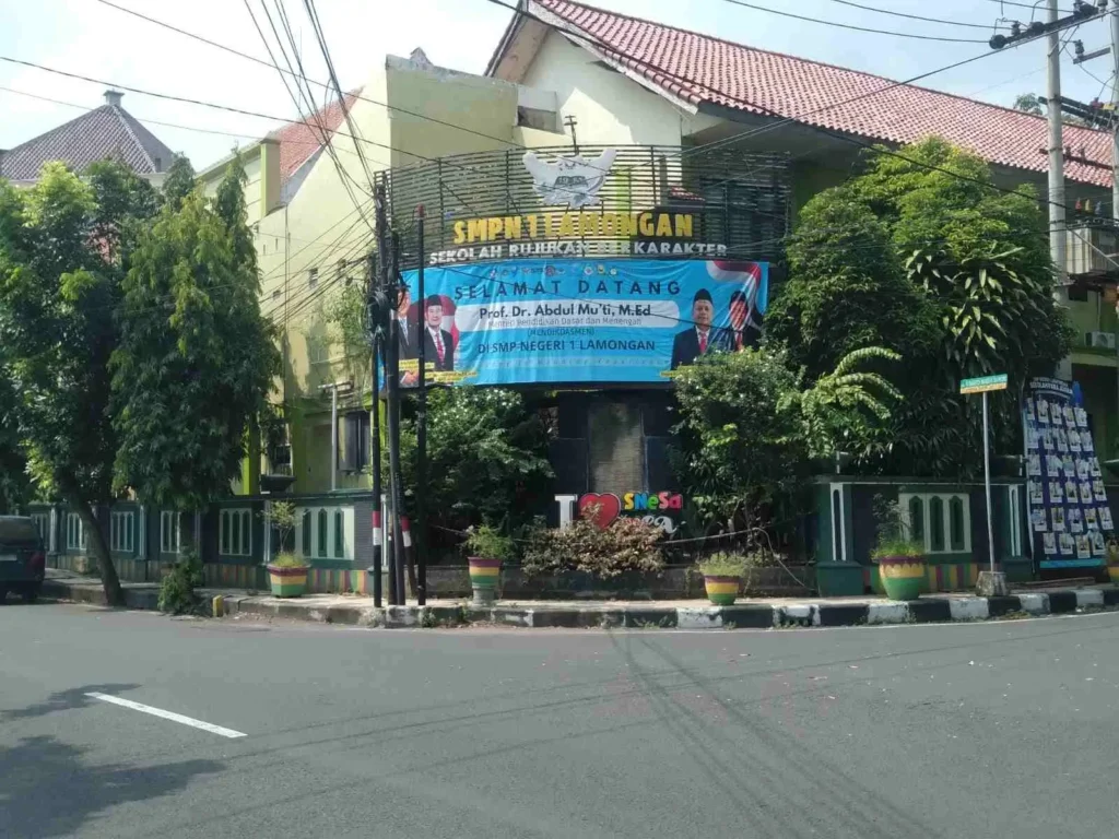 Kekerasan Guru SMP Negeri 1 Lamongan Dibantah Humas Sekolah