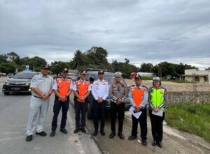 Gabungan Sat Lantas Polres Toba dan Dishub Toba Gelar Razia Pagi di Simpang Bypass Tambunan