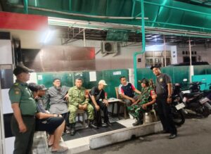Patroli/Siskamling Komduk Duren Sawit Ditingkatkan, Sinergi TNI dan Warga Jaga Lingkungan Tetap Aman