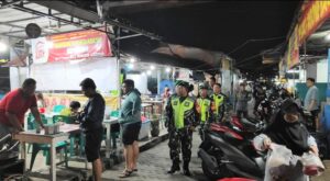 Koramil 01/Kranji Bersama Linmas Gelar Patroli Malam, Jamin Keamanan Wilayah Binaan