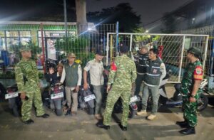 Patroli Malam di Ciracas, Perkuat Keamanan Lingkungan