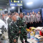 Dandim 0507/Kota Bekasi Tinjau Langsung Lokasi Tabrakan Kereta Api di Stasiun Bekasi Timur ‎