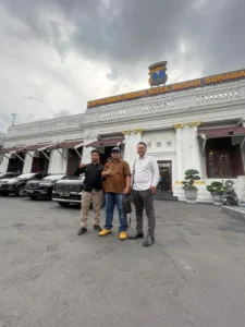 Digugat PMH di PN Surabaya, Tiga Advokat Surabaya Menangkan Perkara PNS Pemprov Jatim