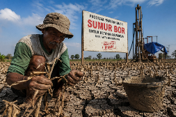 Kemarau Datang Lebih Pasti daripada Janji Sumur Bor