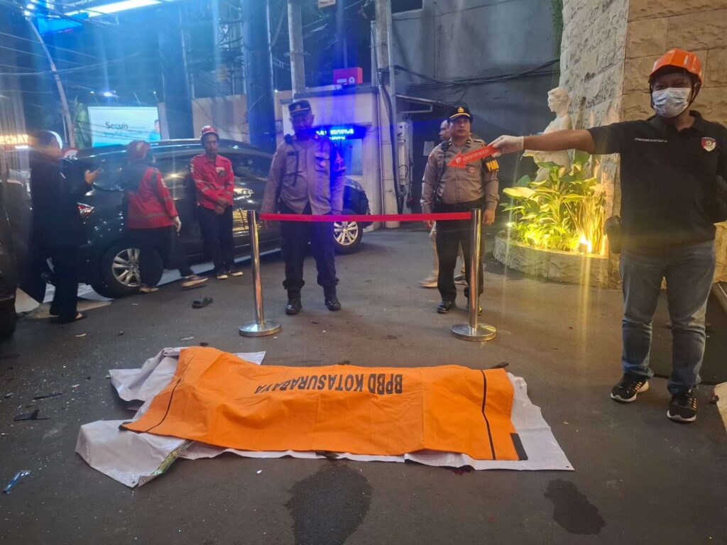 Pria 21 Tahun Tewas Jatuh dari Lantai 20 Hotel Gold Vitel Surabaya