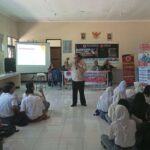 Bentengi Pelajar dari Narkoba, SMA/SMK 45 Surabaya Gandeng LRPPN-BI Gelar Sosialisasi