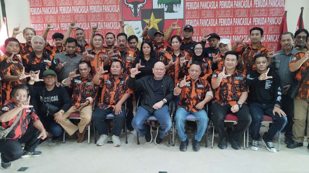 Foto: Pengurus BPPH MPC Pemuda Pancasila Surabaya bersama advokat 31 PAC saat peluncuran Posbakum di Kota Surabaya.