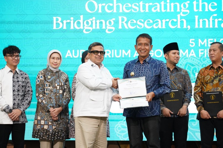 Bojonegoro Raih Penghargaan Halal Metric UB, Setyo Wahono Tekankan Daya Saing UMKM