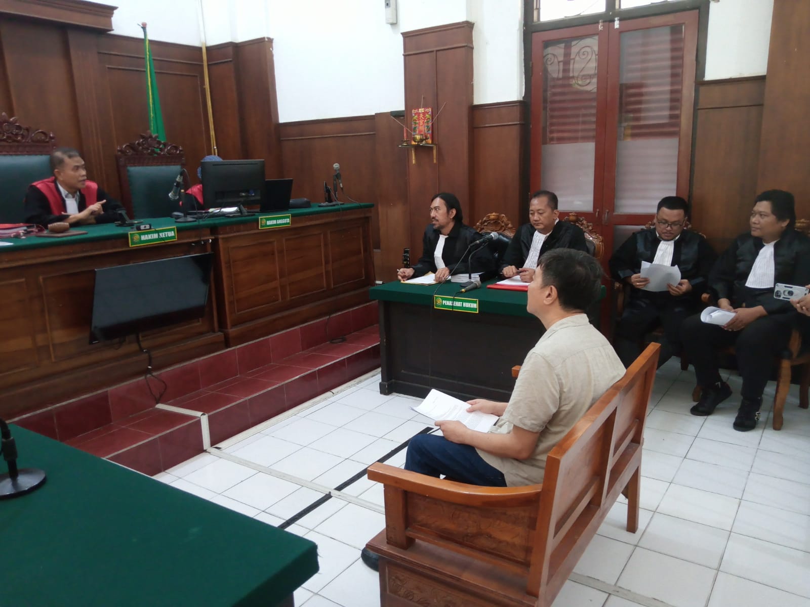 Foto: Sidang pleidoi Hermanto Oerip di Pengadilan Negeri Surabaya terkait kasus investasi