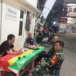 Babinsa Koramil 03/Ps.Rebo–Ciracas Bersama Warga Gelar Patroli/Siskamling Ciptakan Wilayah Aman dan Kondusif