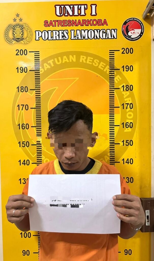 Polres Lamongan Gerebek Residivis Pengedar Sabu dan Ekstasi, Puluhan Gram Narkoba Disita