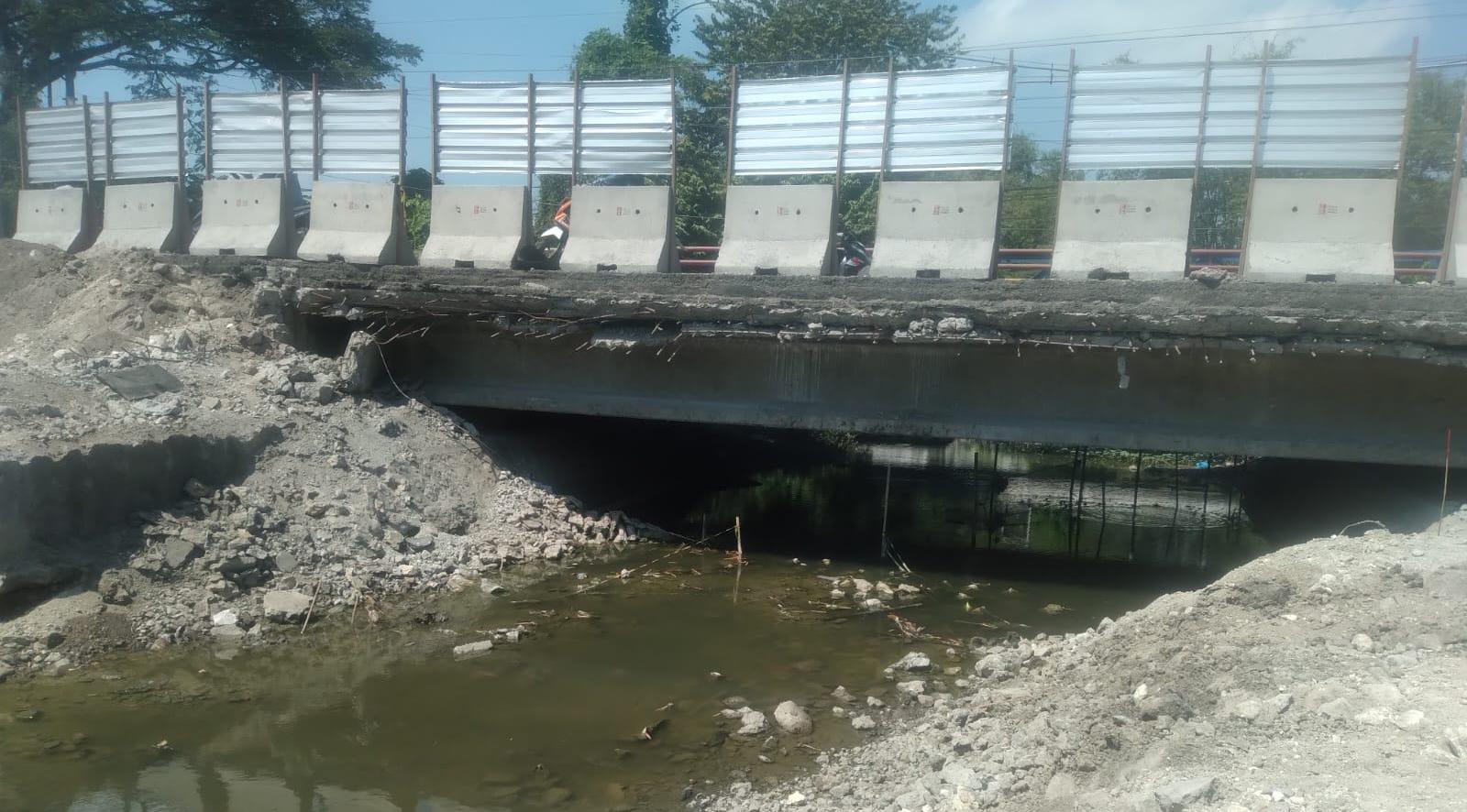 Foto: Lokasi pembagunan proyek jembatan Kesambi Kecamatan Pucuk