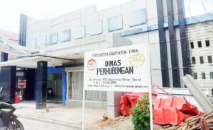Kadishub Toba Bungkam, Retribusi Parkir Balige Disorot