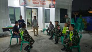 Patroli Malam Babinsa Koramil 01/Kranji Bersama Mitra Jaya, Perkuat Keamanan dan Kondusifitas Wilayah Binaan