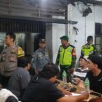 Patroli Malam Koramil 03/Teluk Pucung, Wujud Nyata Kepedulian TNI Jaga Keamanan dan Kenyamanan Warga