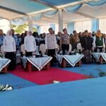 Disambut Tari Gambyong, Khofifah Salurkan BLT Dana Cukai untuk Buruh Rokok di Bojonegoro