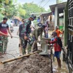 Pembangunan Saluran Air TMMD Ke-128 Kodim 0507/Bekasi Dikebut, Satgas Bersinergi Demi Kesejahteraan Warga
