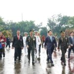 Pangdam Jaya Dampingi Menhan Jepang Ziarah TMPN Kalibata