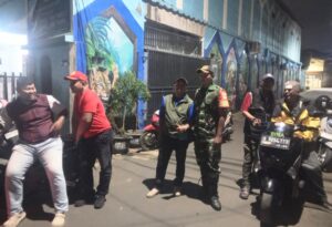 Ciptakan Wilayah Aman dan Kondusif, Koramil 05/Kramatjati-Makasar Gelar Patroli/Siskamling Bersama Komduk