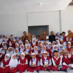 Rita Yuana Raih Penghargaan Nasional Lewat Buku Cita-cita Siswa Desa